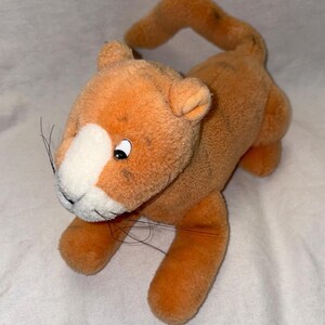 Disney Winnie the Pooh Plush Classic Tigger by Gund