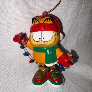 Vintage Garfield the Cat Holding Christmas Lights 4” Ornament