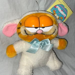 Vintage Plush Lambykins Garfield the Cat with Tag - Garfield as a Lamb