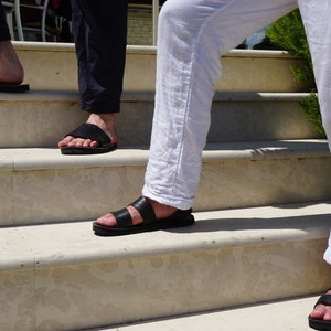 TREDS: Sandals handmade from recycled tyres