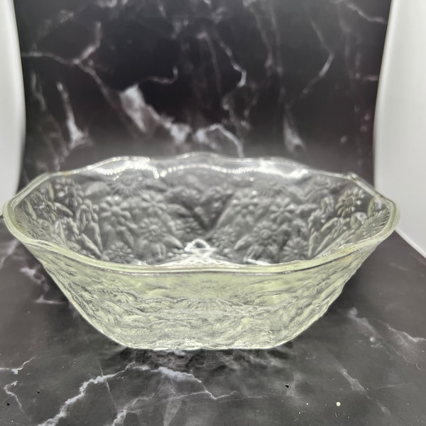 Indiana Glass Pineapples and Floral salad bowl / depression glass / vintage glass / collectible glass