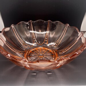 Vintage Pink Anchor Hocking oyster and pearl bowl