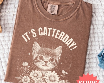 Caturday Shirt, Cute Cat T-Shirt, Vintage Kitten Tee, Cat Graphic Tee, Retro Floral Cat Shirt, Funny Cat Lover Gift