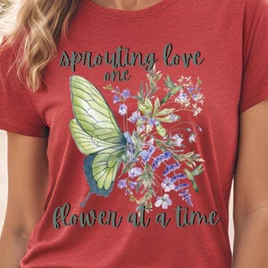 Mothers Day Gift Nature Lover Shirt Garden Lover Shirt Mom shirt gift for Mom gift for her Floral shirt for Mom Boho Mom Shirt Mom Love Tee