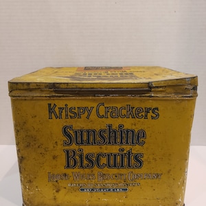 Krispy Crackers Sunshine Biscuits Loose-Wiles Biscuit Company Bakers of Sunshine, Vintage, Antique, Please Read Description for Details