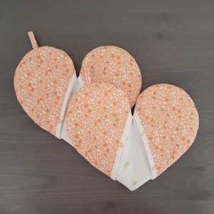 Quilted Heart Oven Mitts: Tangerine Floral Pot Holders, Set of 2