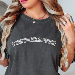 Comfort Colors Photographer Shirt, Vintage Photography Shirt, Retro Camera Shirt, Photographer girl photographer gift for camera lovers tee