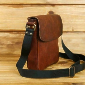 Leather men&#39;s bag