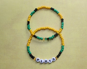 Pulsera de cuentas Pluto apilada