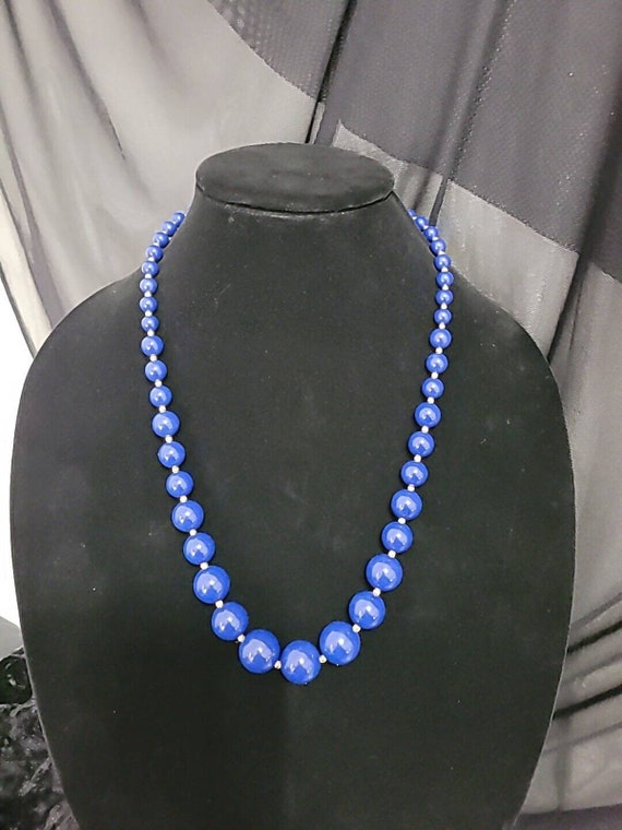Vintage Silver Tone Graduated Beaded Blue Necklac… - image 7