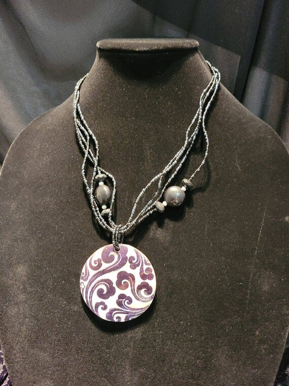 Vintage Beaded Necklace Pendant Abalone Designed … - image 5