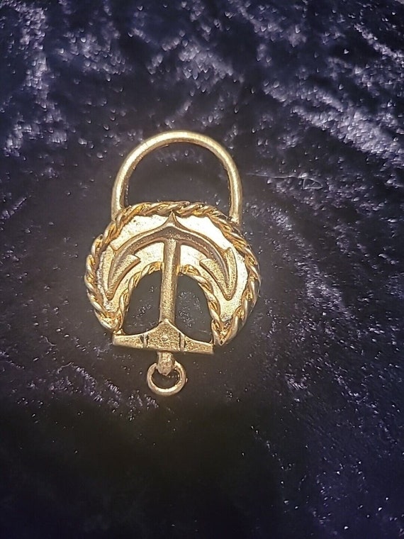 Vintage Gish Anchor Nautical Brooch Pin Gold Tone… - image 9