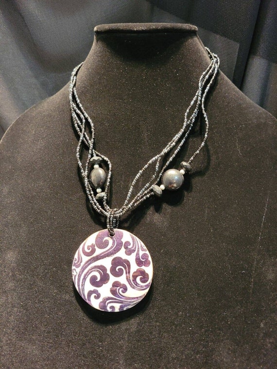 Vintage Beaded Necklace Pendant Abalone Designed … - image 6