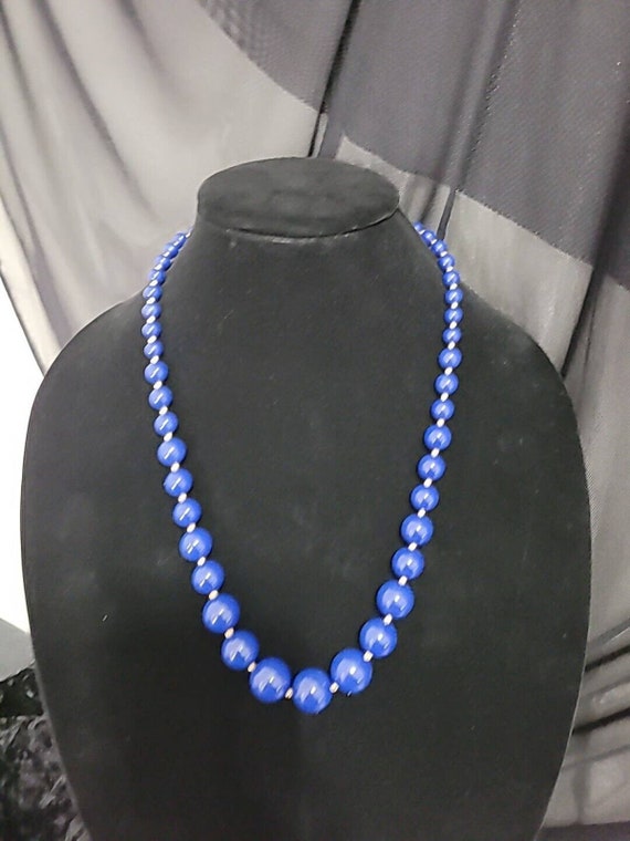 Vintage Silver Tone Graduated Beaded Blue Necklac… - image 6