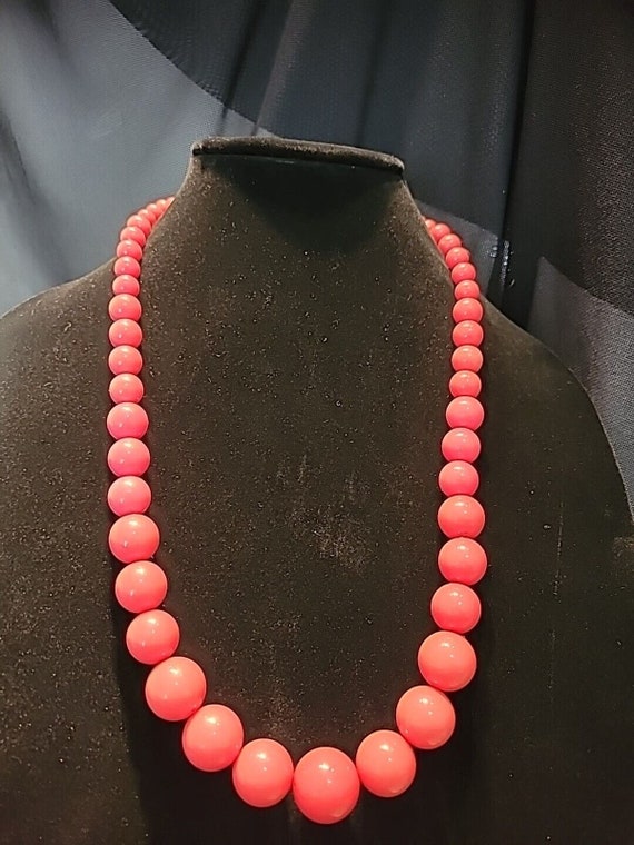 Vintage Silver Tone Pink Graduated Beaded Necklac… - image 2
