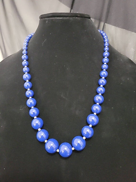 Vintage Silver Tone Graduated Beaded Blue Necklac… - image 4