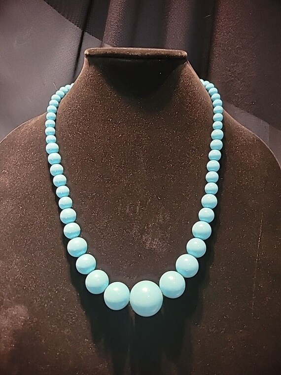 Vintage Beaded Graduated Blue Statement Jewelry C… - image 3