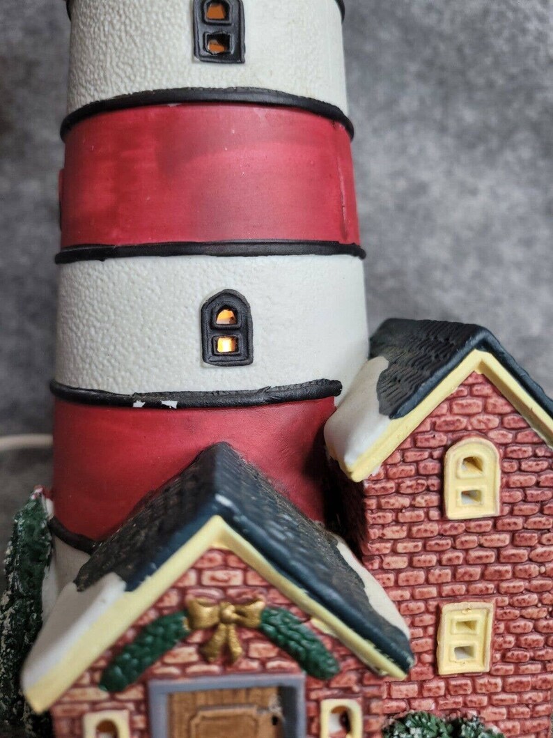 Red Ceramic Lighted House main image 0