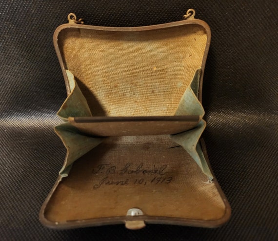Beautiful vintage signed metal purse from 1913--a… - image 4