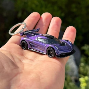 Koenigsegg Jesko Keychain, Purple Hypercar Charm