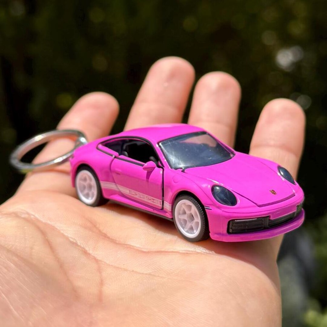 【極美品】 PORSCHE  911 GTS KEYRING  キーリング Amazon.com: Porsche Brake Disc Keychain, Spinning Design