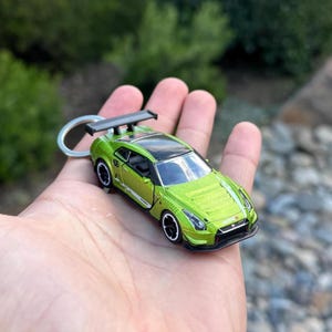 Nissan GTR R35 Keychain, Green Nissan GTR Key Chain, GT-R Keyring