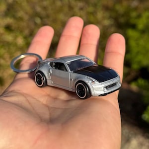 NISSAN Z Keychain, Silver Nissan Z Keyring, Nissan 370Z Charms, 2023 Nissan Z Accessories