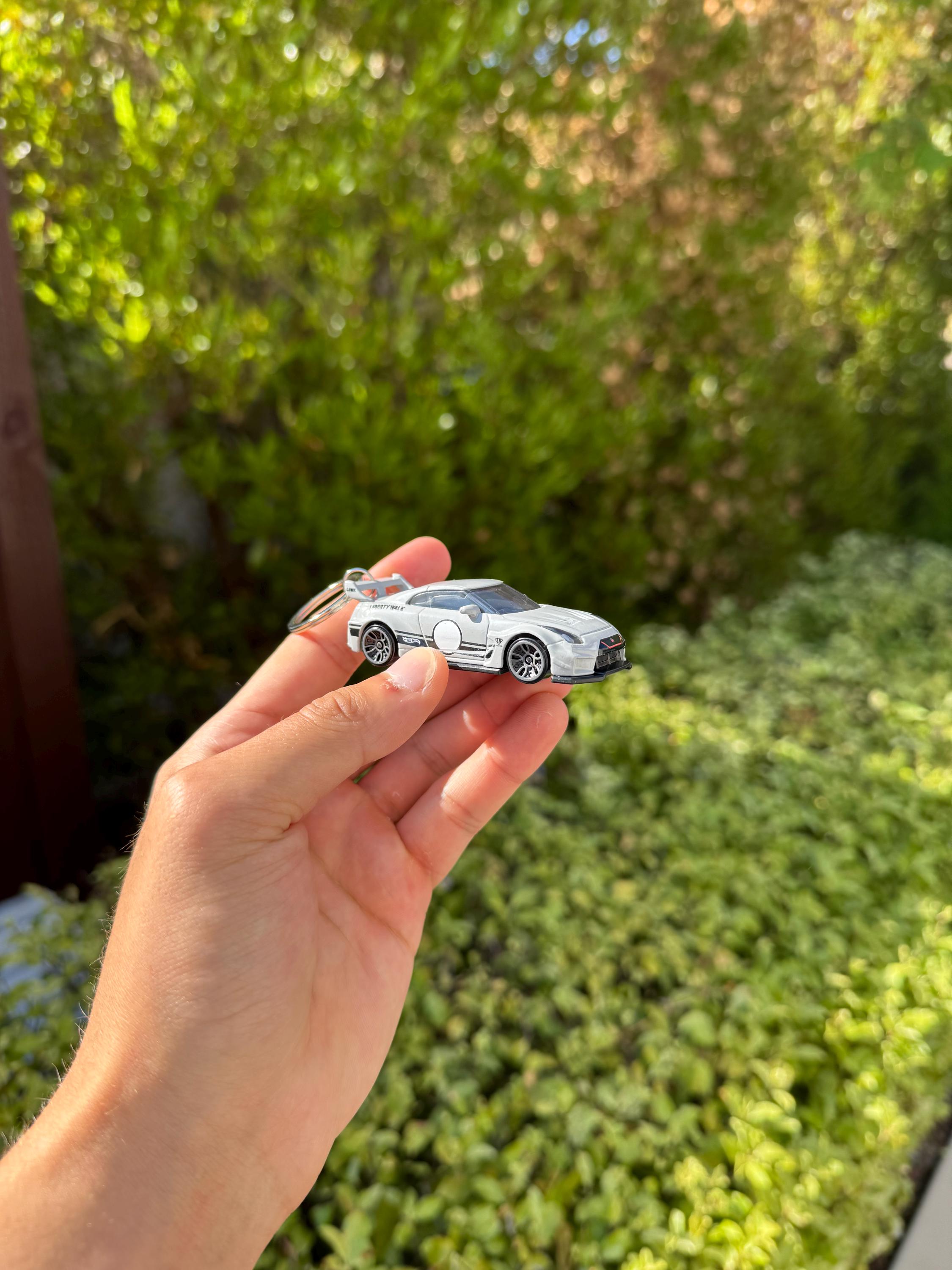 Nissan GT-R R35 Liberty Walk Keychain: JDM Car Charm - Etsy