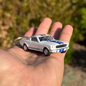 1965 Ford Mustang Keychain, 1965 White Ford Mustang Keyring, Mustang Accessory, White Mustang Fastback Charms,  &#39;65 Ford Shelby GT350 Key
