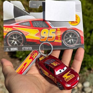 Lighting McQueen Keychain, Pixar Lightning McQueen Cars Keyring , Disney Cars Charms, NASCAR Lightning McQueen Key Chain