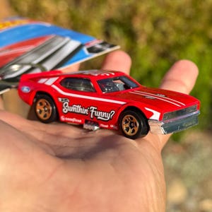 1971 Ford Mustang Keychain, &#39;71 Red Ford Mustang Funny Car Keyring, Mustang Accessory, Red Mustang Fastback Charms