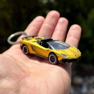 Lamborghini SVJ Keychain, Gold Lamborghini Aventador SVJ Keyring, Gold Lambo Key Chain, Lambroghini Charms