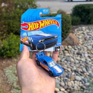 Dodge Challenger Schlüsselanhänger Blauer Herausforderer Schlüsselanhänger
