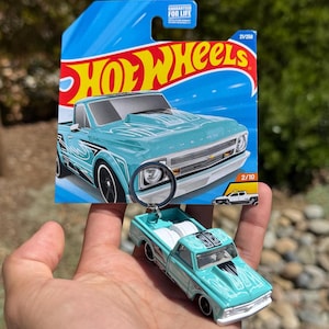 Chevy C10 Keychain, Baby Blue 1967 C10 Chevrolet Keyring, Chevy Truck Charms