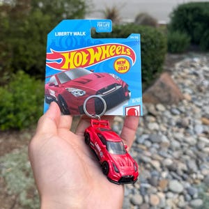 Nissan GTR R35 Keychain, Red Nissan GT-R Keyring, Hotwheel Gift Ideas