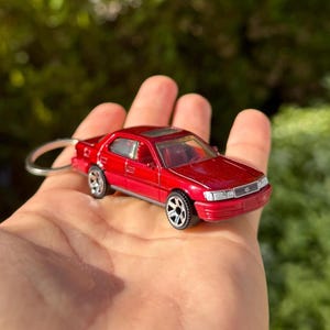 Lexus LS400 Keychain, 1994 Red LS 400 Lexus Keyring, Red Lexus Charms
