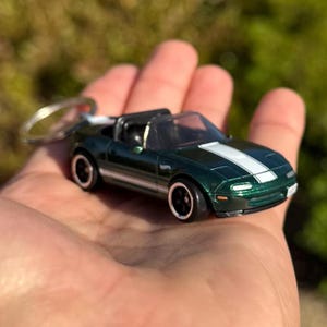 Miata MX5 Keychain, Green 1991 Mazda MX-5 Miata Keyring, Forest Green 1990s Miata Key Chain, Dark Green Miata Charms