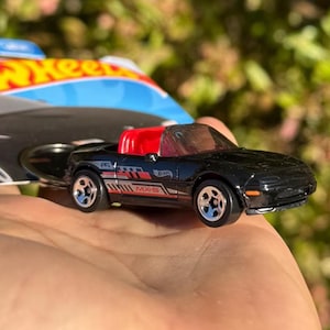 Miata MX5 Keychain, Black Mazda MX-5 Miata Keyring, Black 1990s Miata Key Chain, Miata Charms