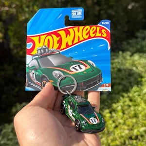 Porsche 911 Keychain, Porsche Rally Car Keyring, Green Porsche Charms