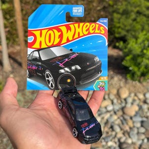 Nissan GTR R33 Keychain, Black Nissan GTR Key Chain, GT-R Keyring, Nissan Accessories, gtr Charms