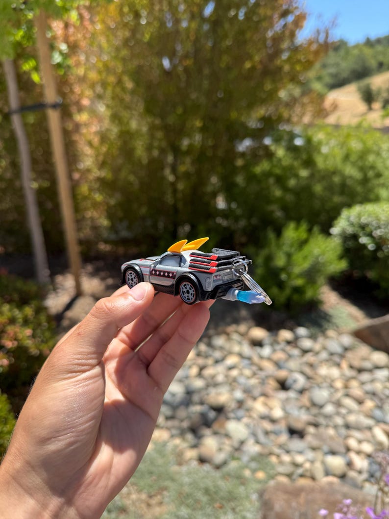 Kabuto Hot Wheels Keychain, Tokyo Drift Pixar Cars 2 Keyring - Etsy