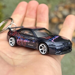 Navroj Skyline T-R33 Schlüsselanhänger Navy (HKS T-002 Edition) BCNR33 JDM Car Charm