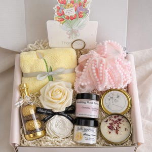 Self Care Gift Box for Women, Spa Relaxation Set, Mother’s Day Birthday Gift
