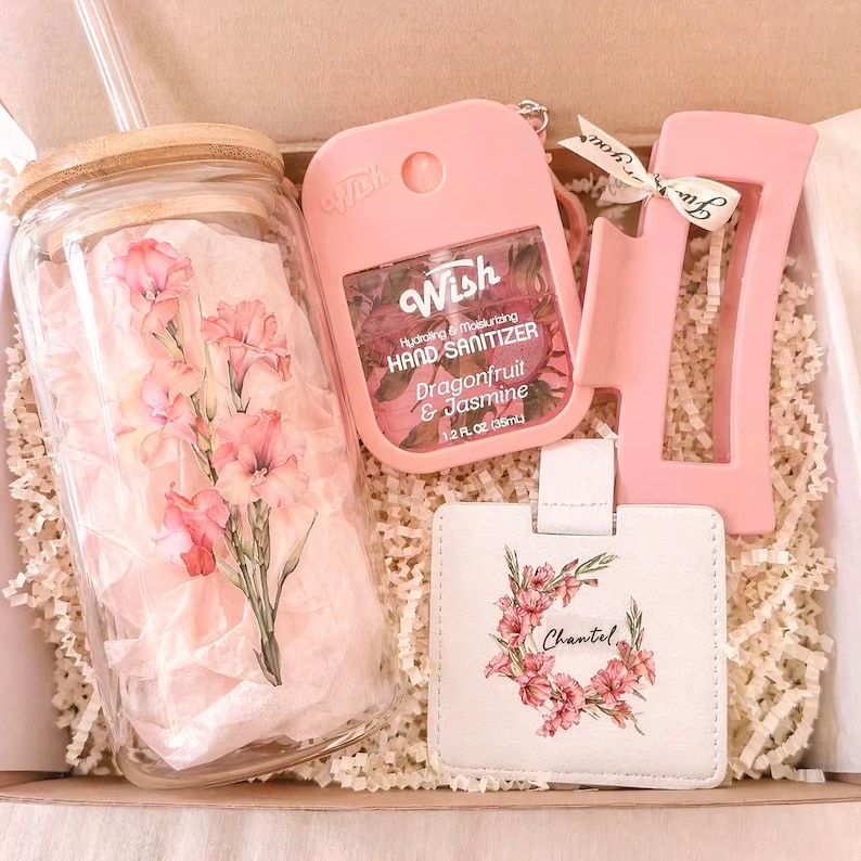 Personalized Mother’s Day Gift Box for Mom, Custom Name Gift Set, Pink ...