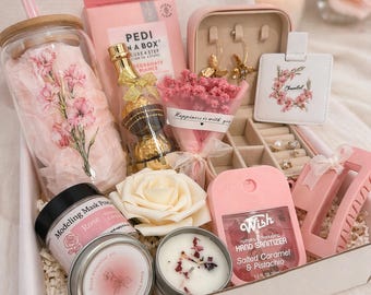 Personalized Mother’s Day Gift Box for Mom, Custom Name Gift Set, Pink Self Care Gift Basket, Tumbler Gift Box for Her, Mom Birthday Gift