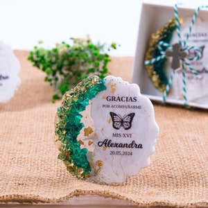 Bonbon des 16 couleurs personnalisé, aimant époxy de baptême, quinceañera, confirmation, cadeau de baptême, aimant époxy personnalisé pour réfrigérateur, première communion