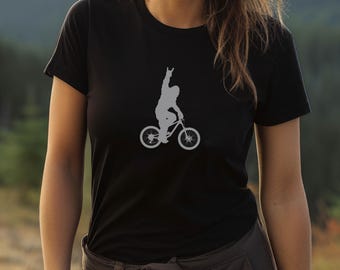 Pie grande de MTB; sasquatch en un nómada; yeti de ciclismo de montaña, camiseta de MTB, camiseta de ciclismo