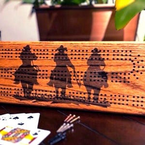 Western Cribbage Board Benutzerdefinierte Cowboy Geschenk für Großeltern Geburtstag für Papa Geburtstag Geschenkidee für Opa Geschenk für Oma Spiel Geschenkidee