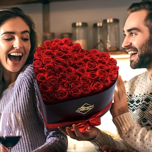 Ramo buchon birthday gift Heart shape rose gift box artificial eternal rose Bouquet flowers arrangement birthday gift Ramo buchon annversary