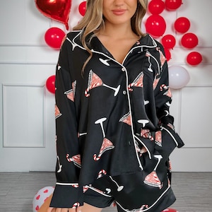 Valentine&#39;s Day Pajama Set: Candy Cane Martini Loungewear